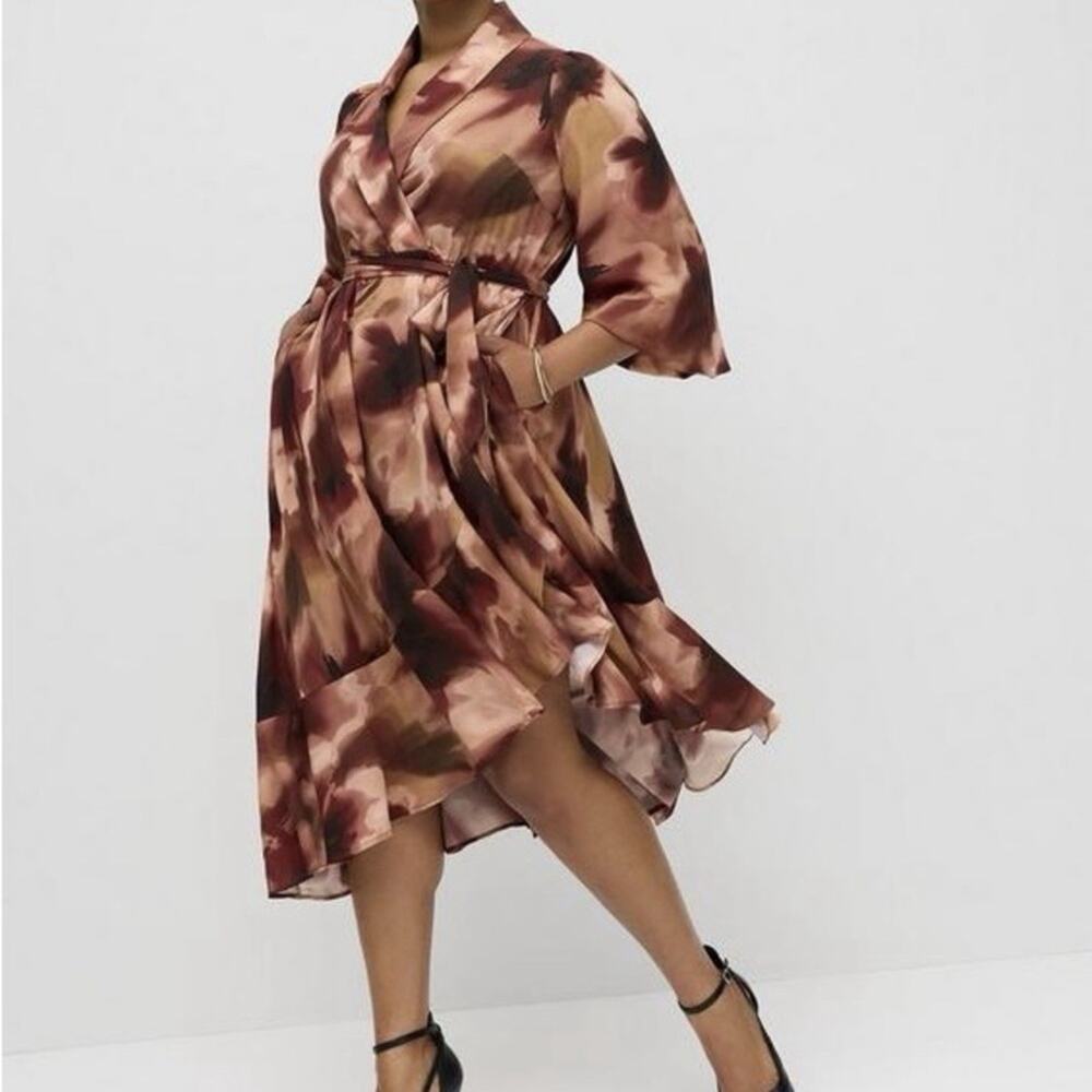 Torrid Studio Asymmetrical Wrap Dress Swept Away Floral 1X NWT